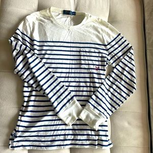 Polo Ralph Lauren, long sleeve tea shirt. Size small. Great condition no stains.